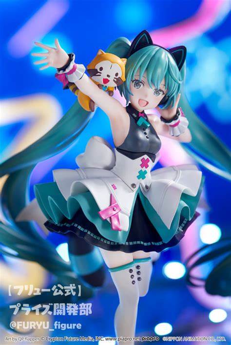 Furyu Miku Hatsune x Rascal Creative Figure