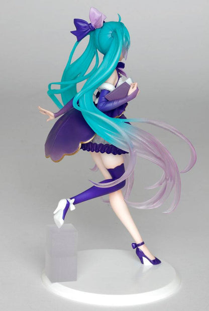 Vocaloid PVC Statue Hatsune Miku 3rd Season Winter Ver.  18 cm