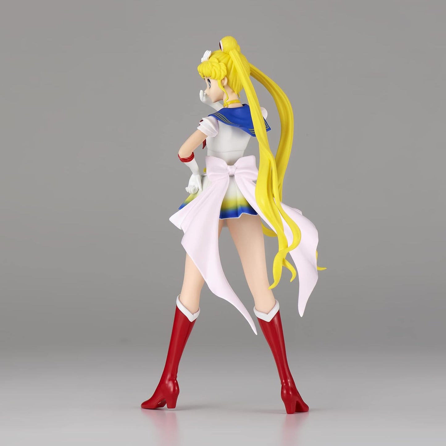 BANPRESTO Figura Super Sailor Moon Ver.B Glitter Glamours Pretty Guardian Eternal The Movie Sailor Moon 23cm