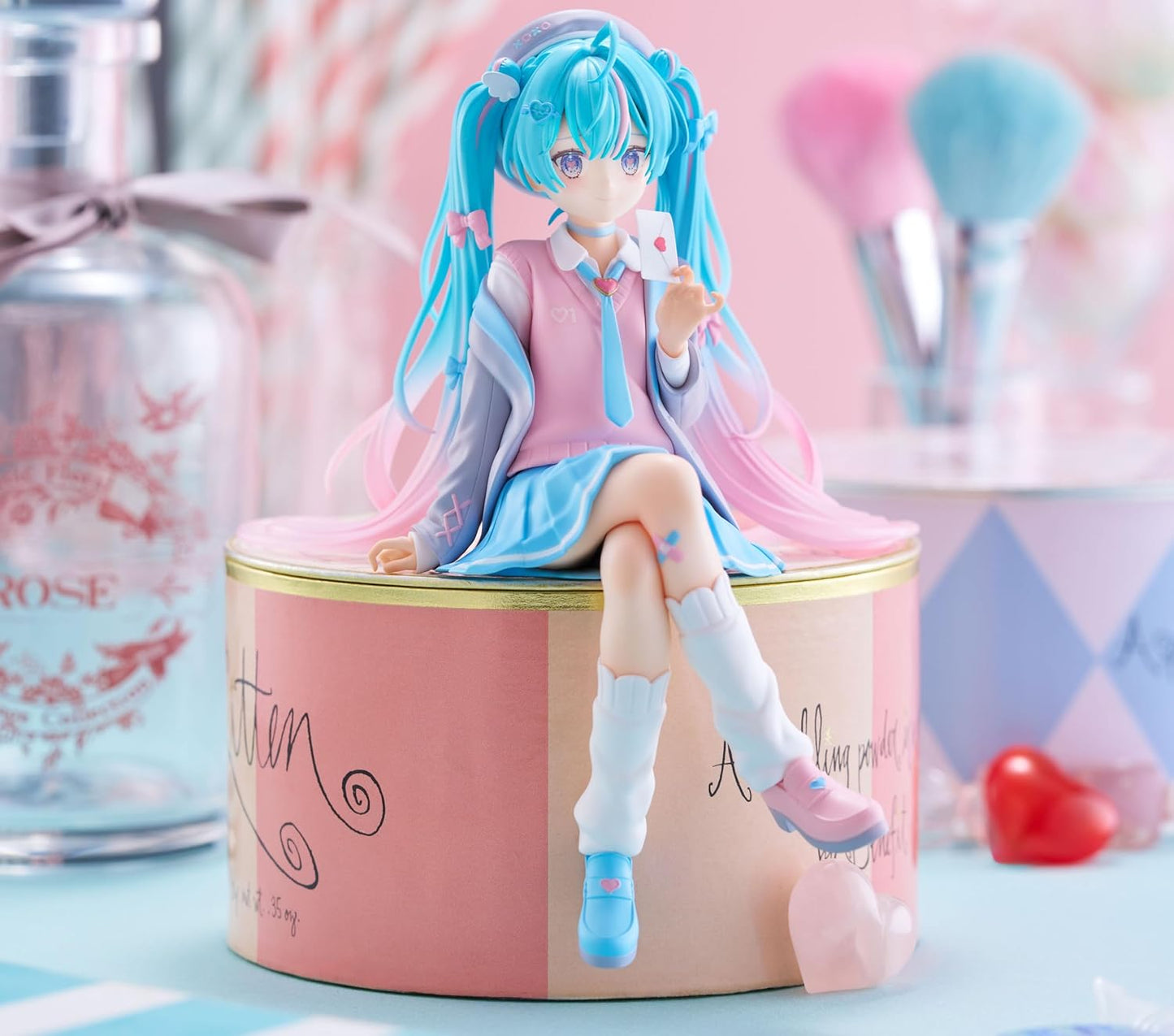 FURYU Hatsune Miku Love Blazer Ver. Fig. 13 cm Hatsune Miku Noodle Stopper